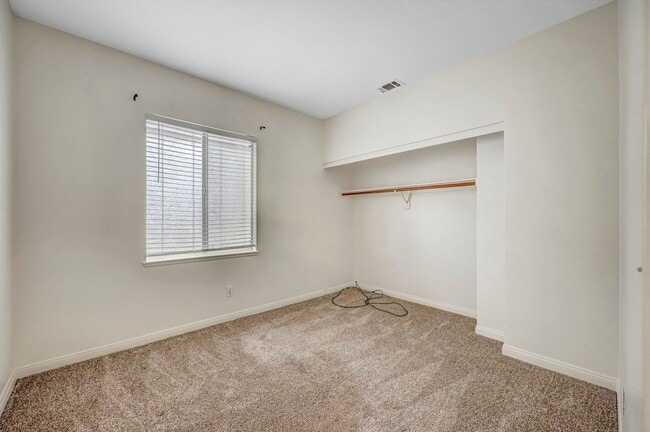 Building Photo - Beautiful Summerlin Hills Two Story 4 Bedr...