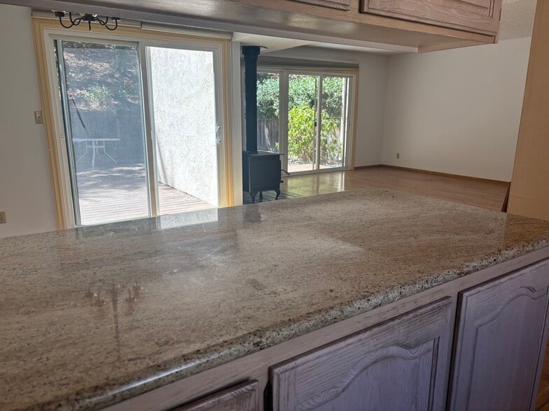 Building Photo - 3171 Valley Green Ln