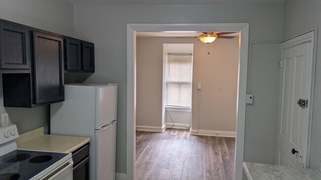 Building Photo - Spacious 1 Bedroom in Heart of Midtown Har...