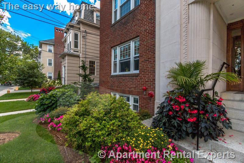 Building Photo - 55 Langdon St