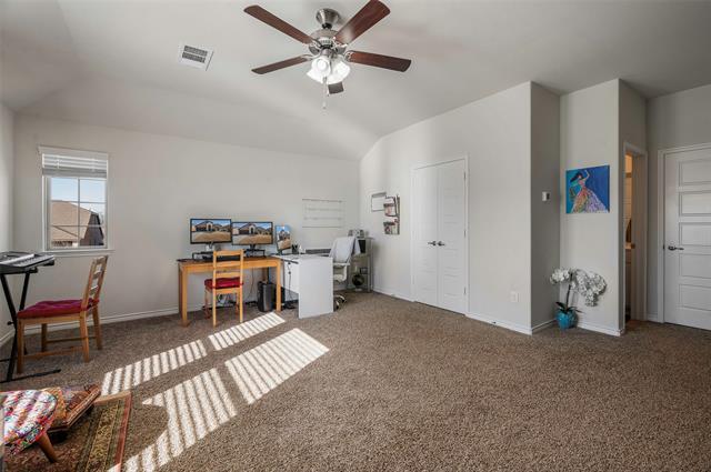 Building Photo - 4008 Spur Trail Dr