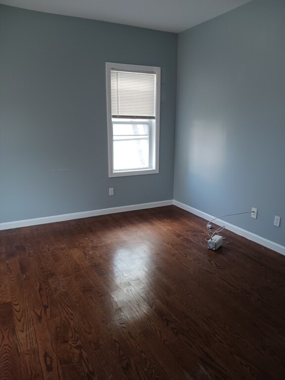 Building Photo - 202 Hope St