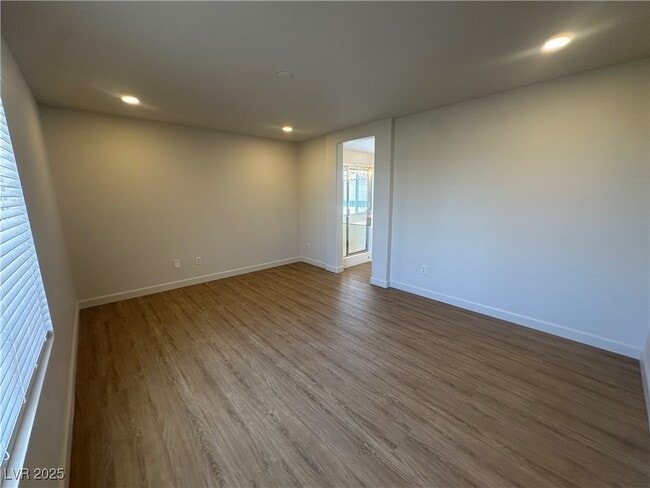 Building Photo - 2635 Cottonwillow St