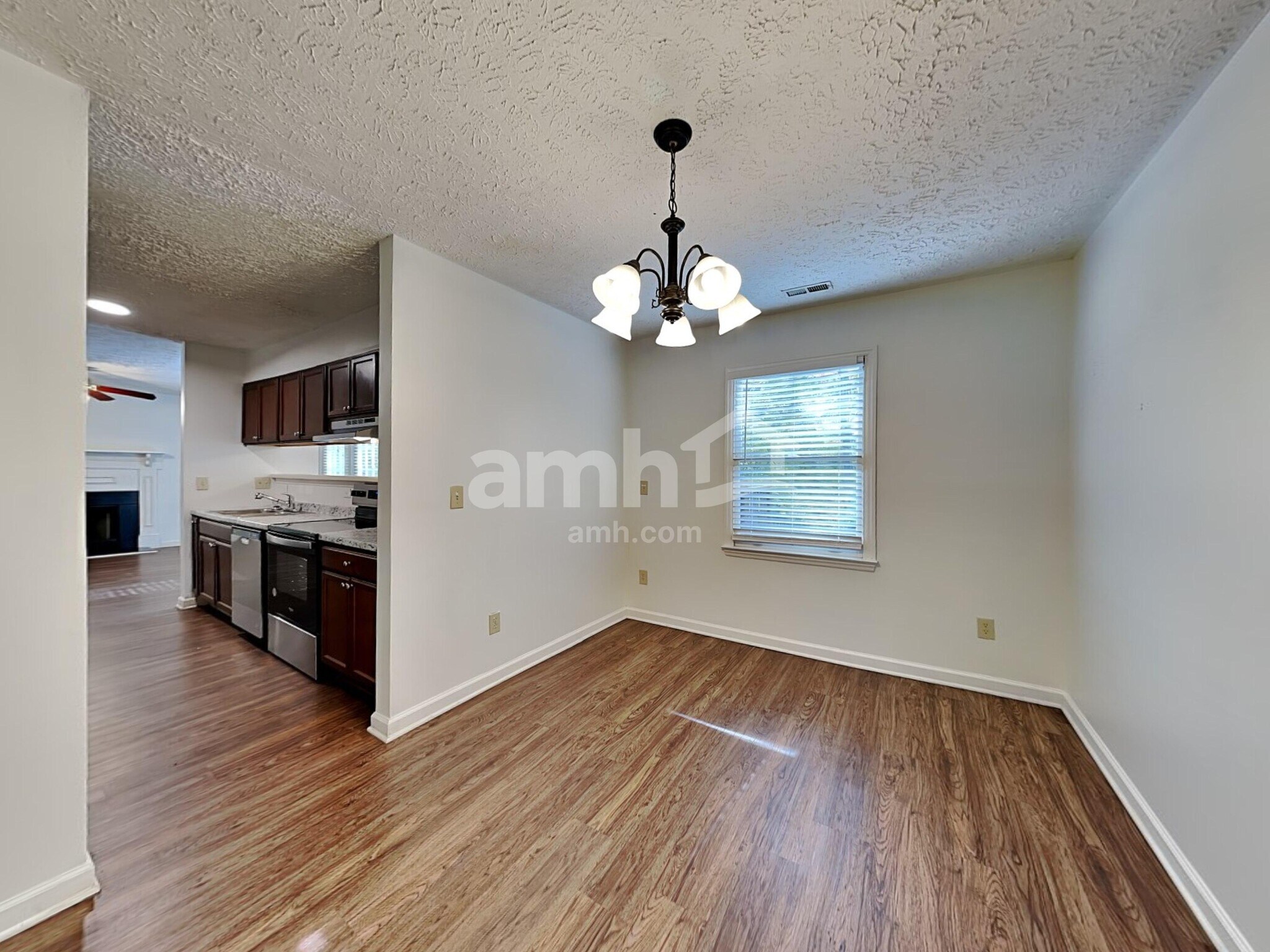 Building Photo - 5301 Wenesly Ct