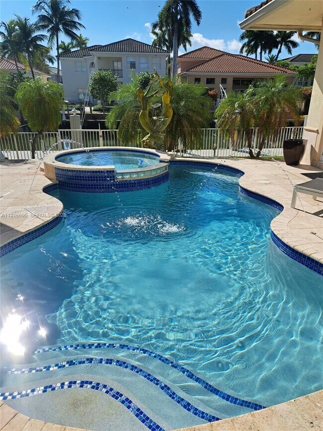 Building Photo - 922 Washington St