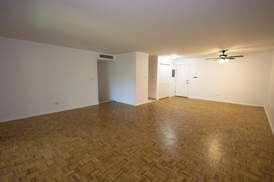 Building Photo - 930 Beau Dr
