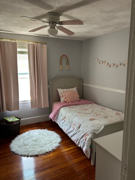 Building Photo - 50 Russell St