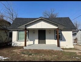 Building Photo - 1621 NE 18th St