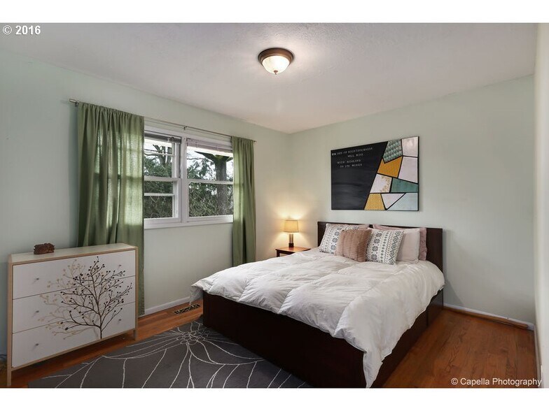 Building Photo - 10847 SW 59th Ave