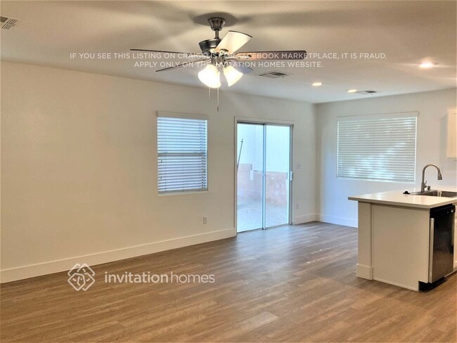 Building Photo - 539 Eresma St