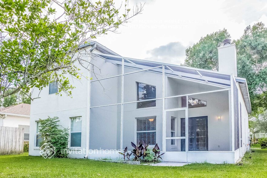 Building Photo - 403 Woodbury Pines Cir
