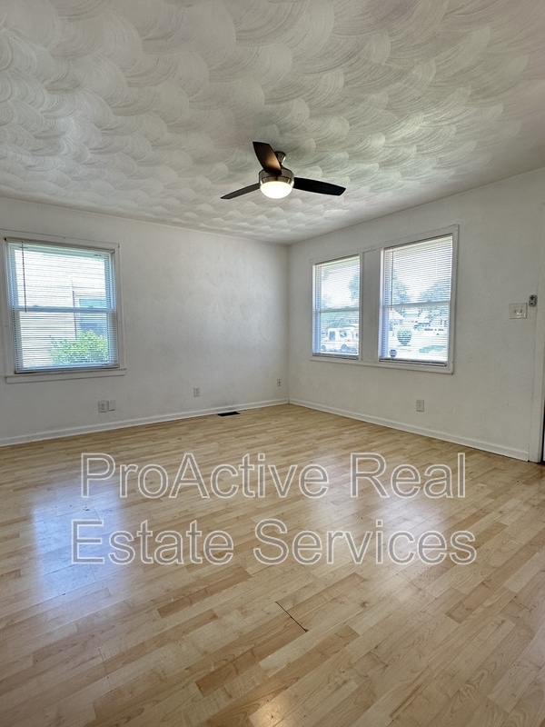 Building Photo - 905 Tifton St