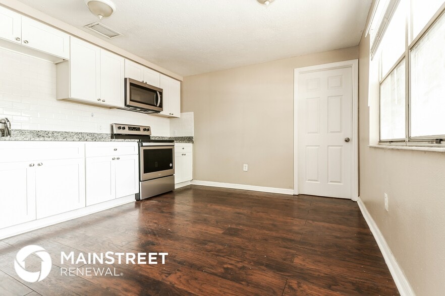 Building Photo - 6425 Pueblo Ave