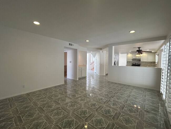 Building Photo - 3068 Prado Ln