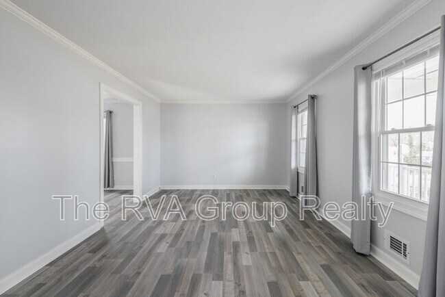 Building Photo - 1601 Lancashire Dr