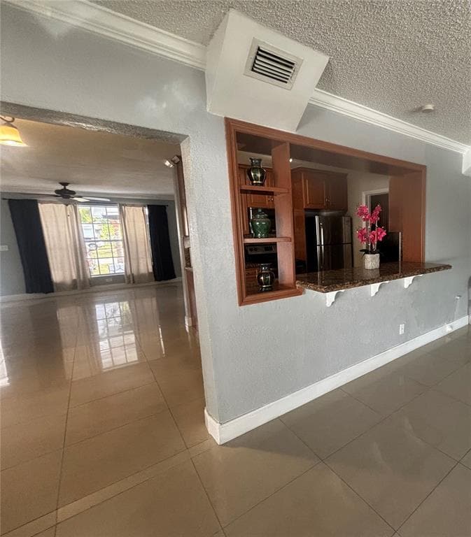 Building Photo - 6881 SW 6th St