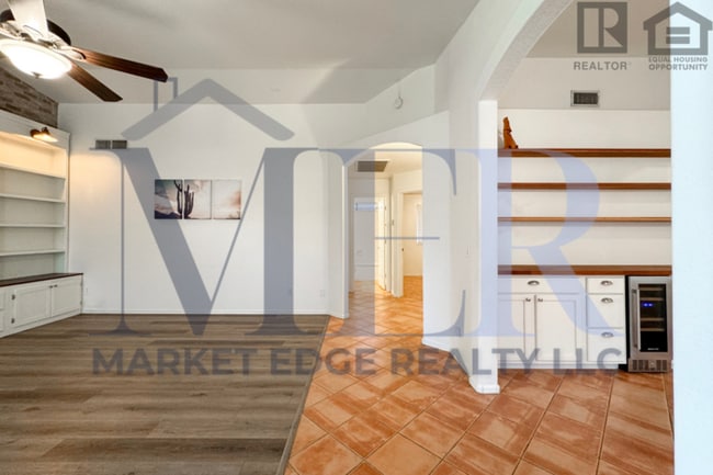 Building Photo - 3Bed/2Bath House at Arrowhead Lakes! $199 MOVE-IN SPECIAL! Ready for Immediate Move-In!