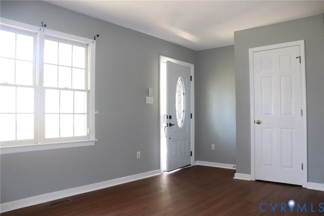 Building Photo - 6001 Yates Ln