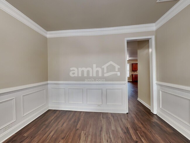 Building Photo - 748 York View Dr