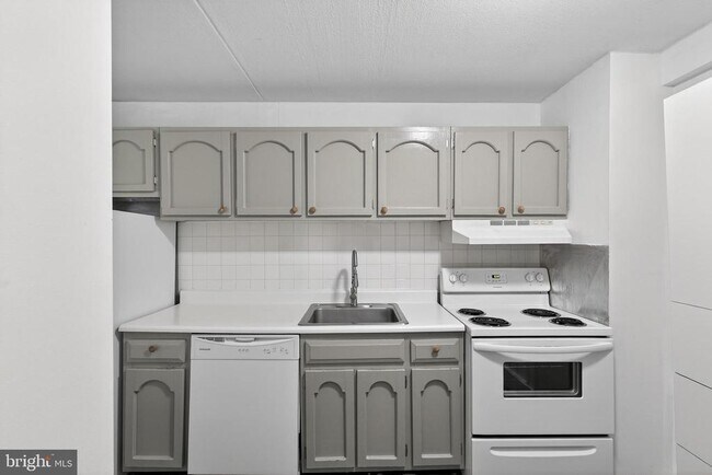 Building Photo - 64 Welsh Tract Rd