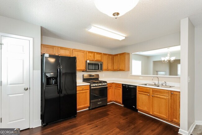 Building Photo - 4574 Grove Park Way NW