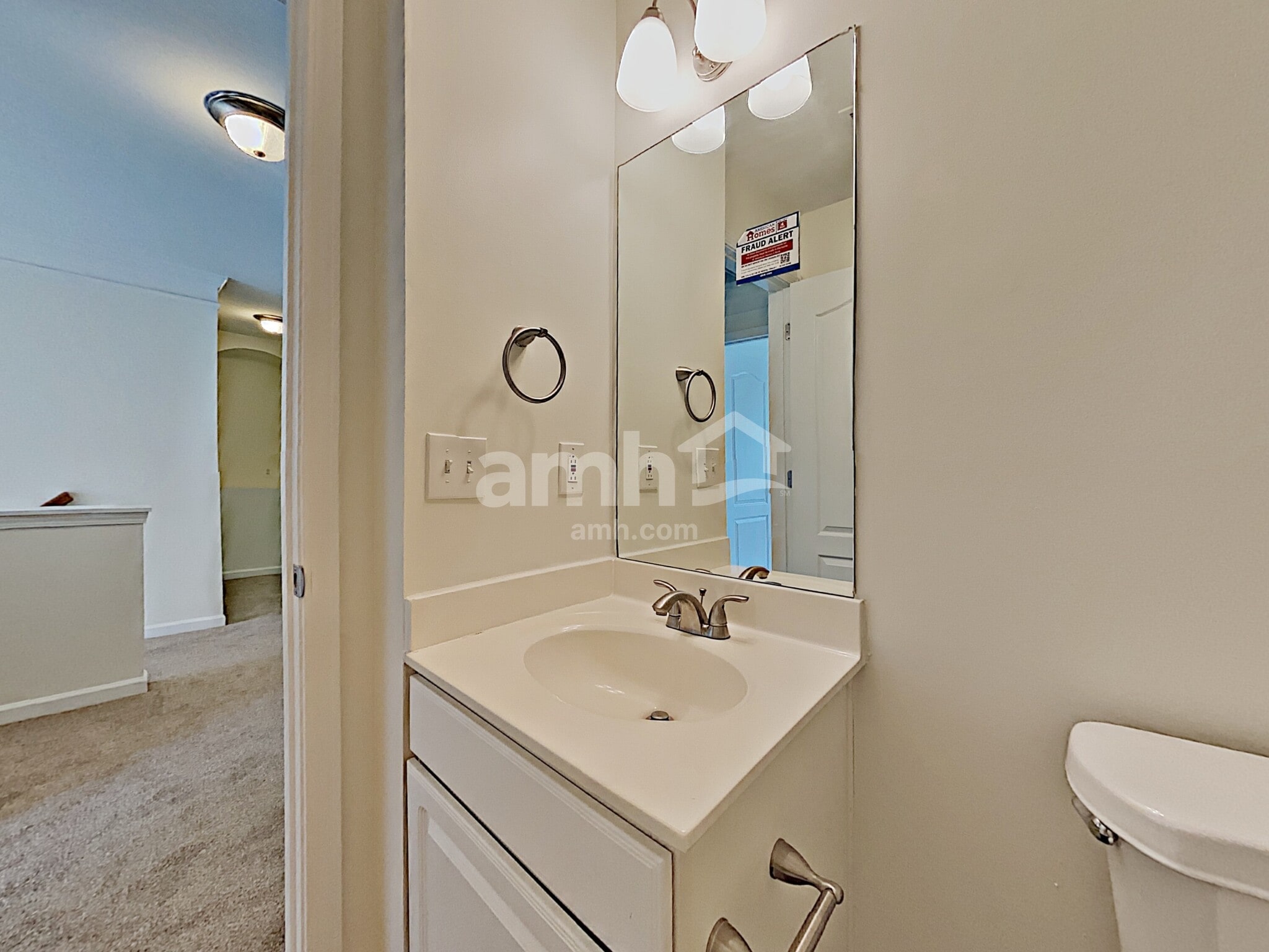 Building Photo - 836 Topaz Valley