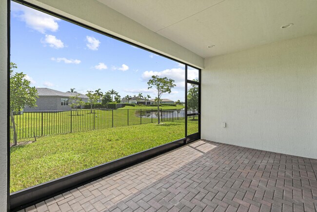 Building Photo - 11340 SW Lyra Dr.