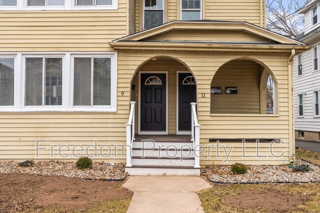 Building Photo - 9 Bretton Rd