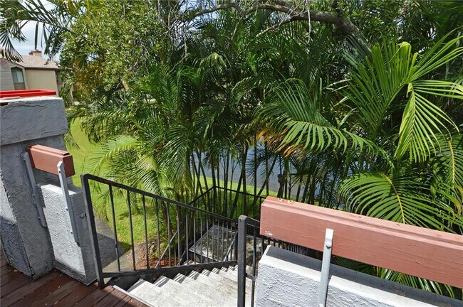 Building Photo - 10265 Gandy Blvd N