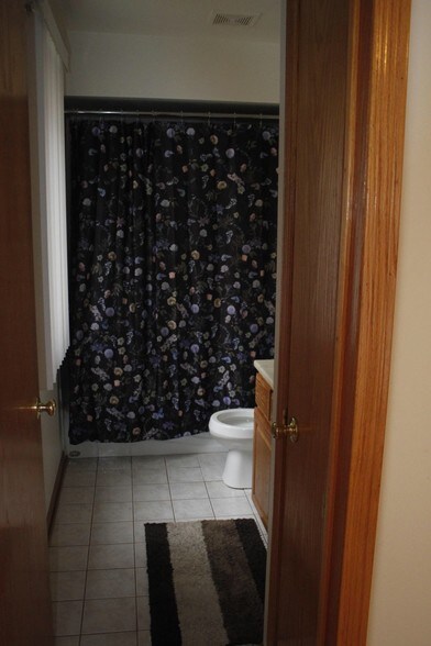 Building Photo - 4453 S Harlem Ave