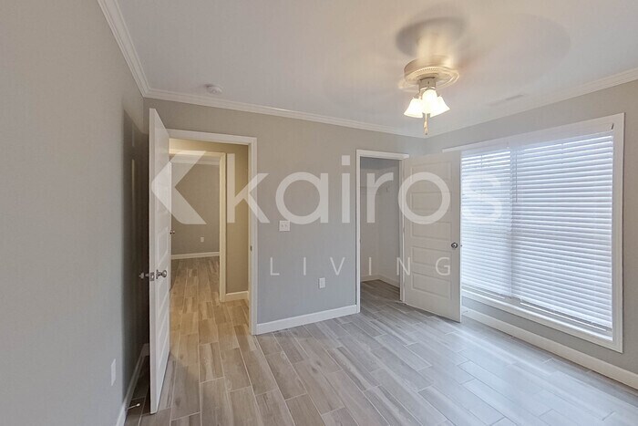 Building Photo - 93 Old Orchard Rd