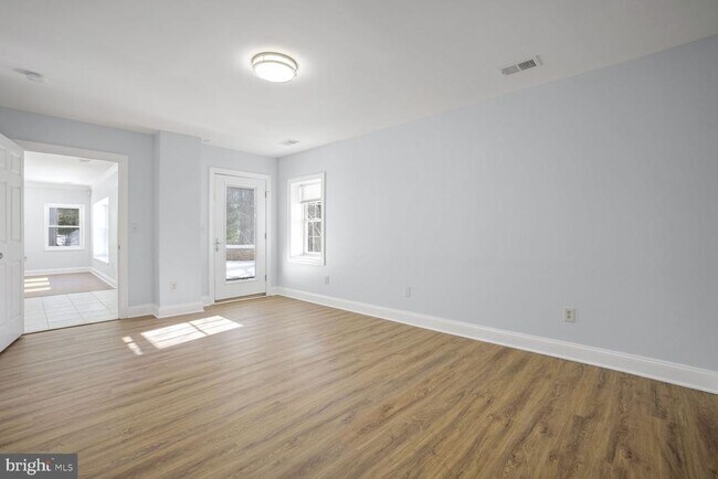 Building Photo - 11620 Piney Spring Ln