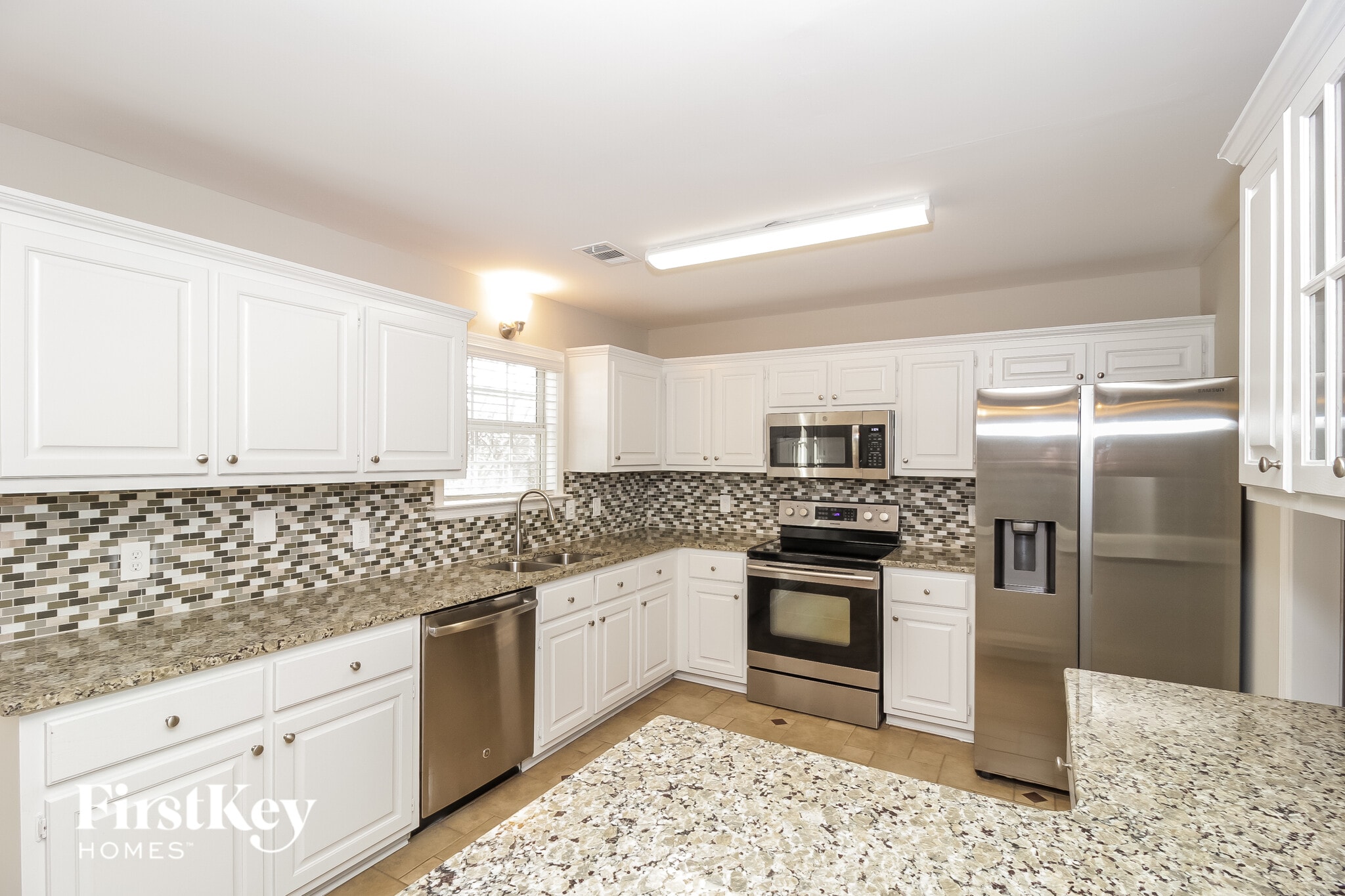 Building Photo - 14 Windcliff Ct SW