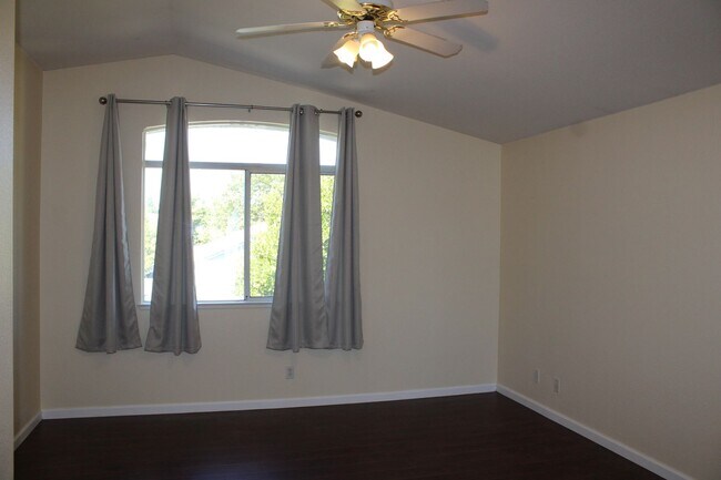 Building Photo - 1299 Hartley Way