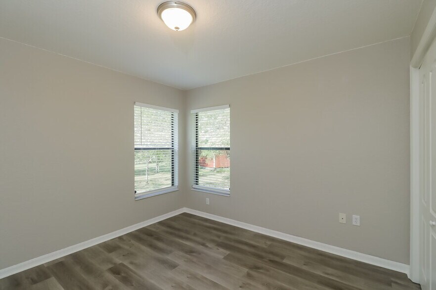 Building Photo - 13114 Scottville St