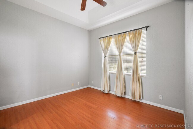 Building Photo - 6020 Spring Lake Terrace