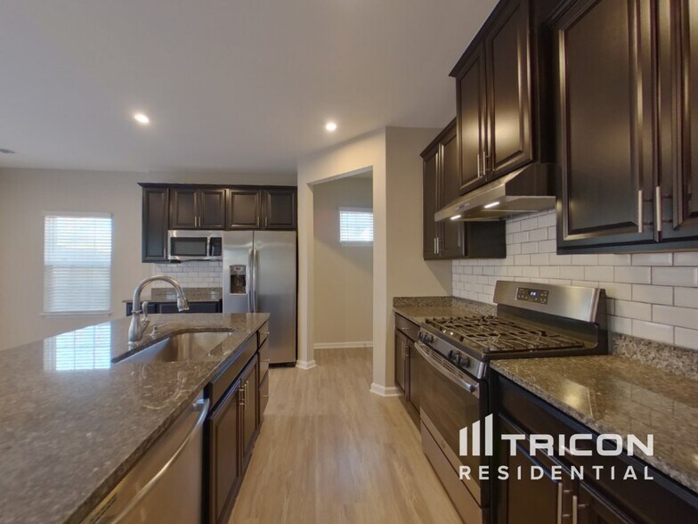 Building Photo - 107 Monocacy Way