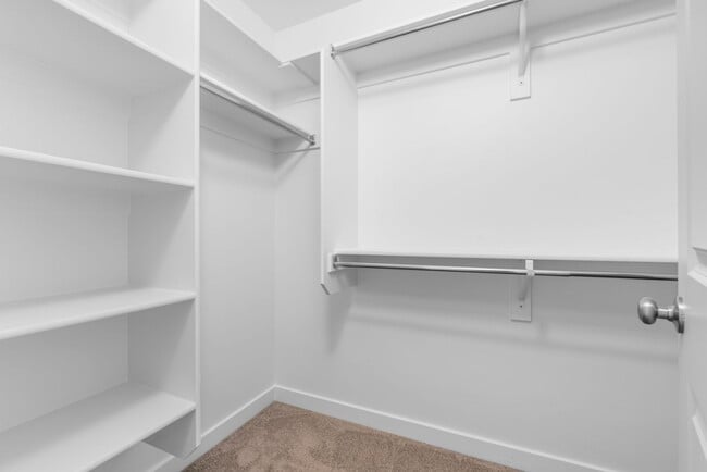 Building Photo - Dry Creek Highlands Towns - 6608