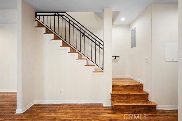 Building Photo - 415 E Dryden St