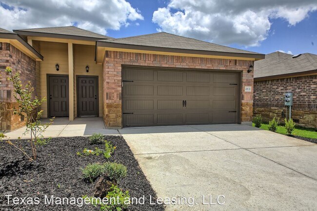 Primary Photo - 3 br, 2 bath House - 458 Jack Rabbit Lane B