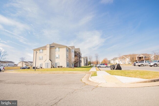 Building Photo - 152 Brookland Ct