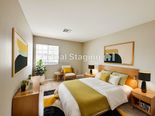 Building Photo - REMODELED 3 BEDROOM HOME IN SOUTH SHORES