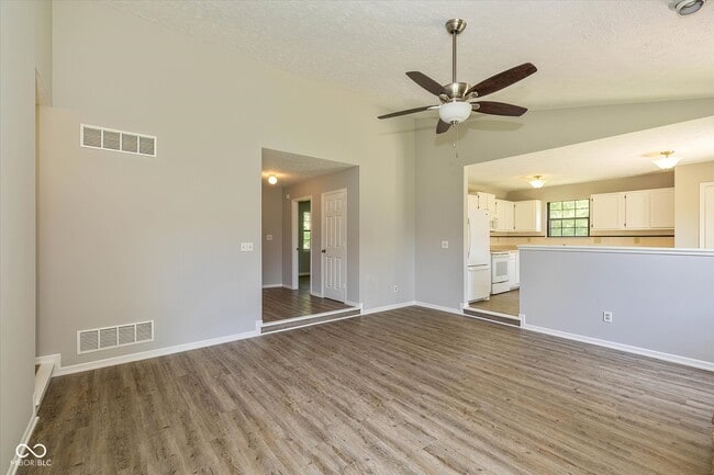 Building Photo - 7313 Shanna Cir