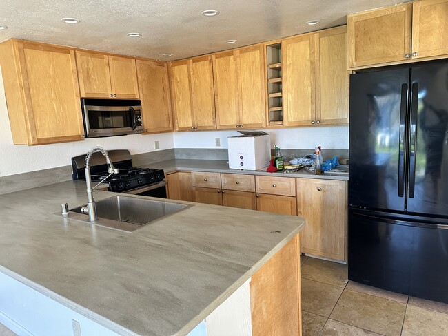 kitchen - 236 Dickens Way