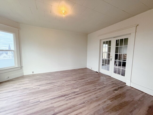 Building Photo - 1016 High St