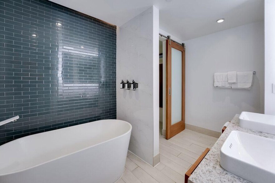 Building Photo - 1780 Polk St