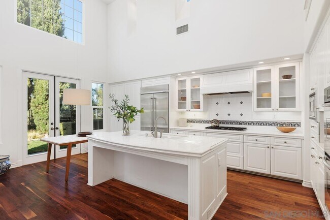 Building Photo - 2870 Rancho Pancho