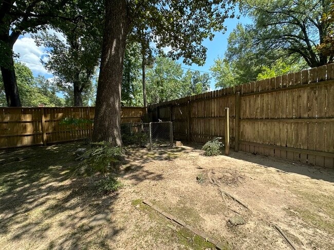 Building Photo - 5901 Brierdale Ave