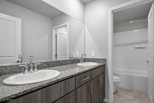 Building Photo - 9648 Spyglass Run Ave