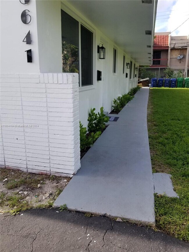 Building Photo - 5641 NW 15th St